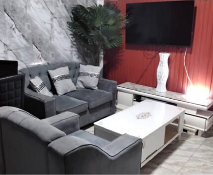 Studio meuble 2 a Douala Bonapriso